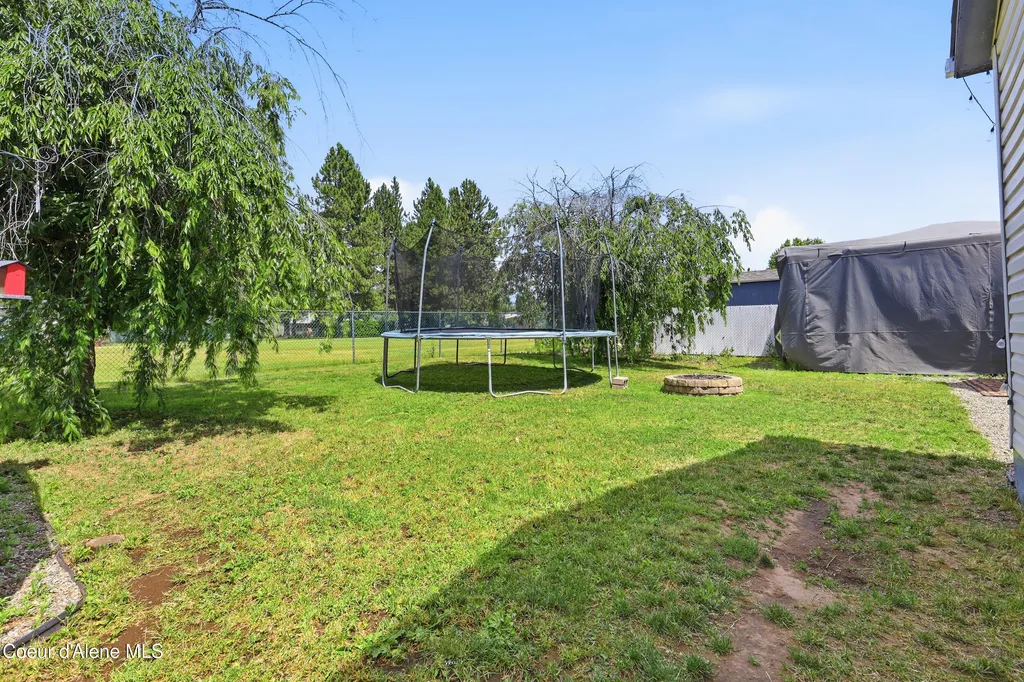 6687 W Kamloops Drive Rathdrum ID 83858
