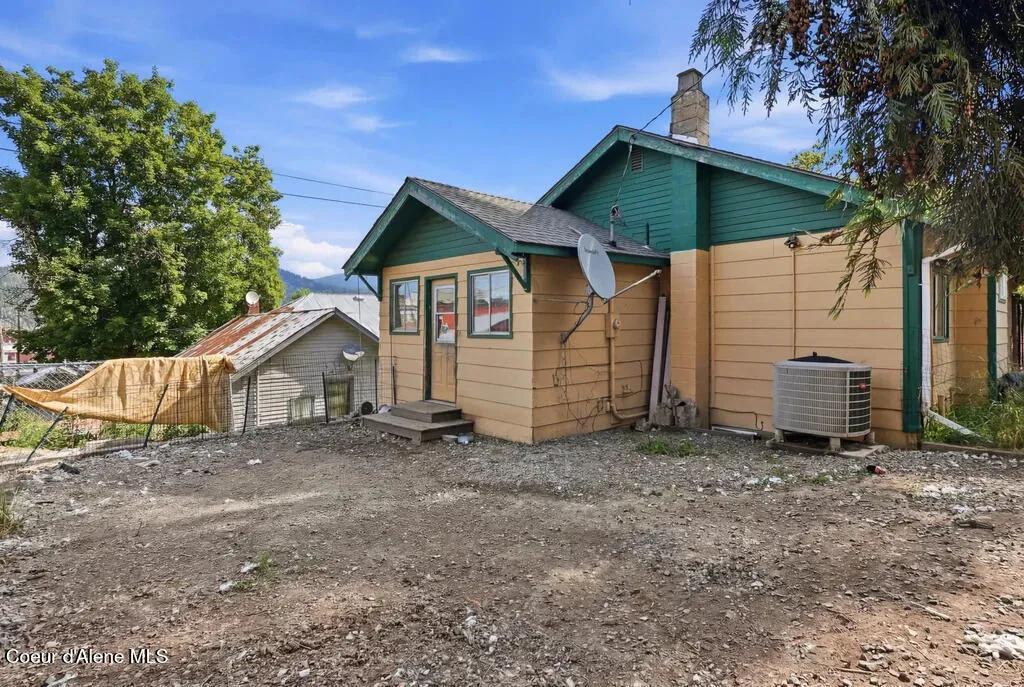 333 S 6th Street St. Maries ID 83861
