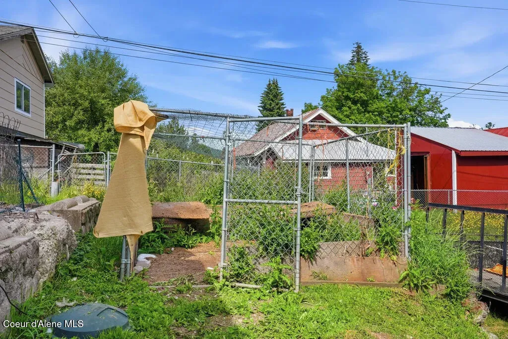333 S 6th Street St. Maries ID 83861