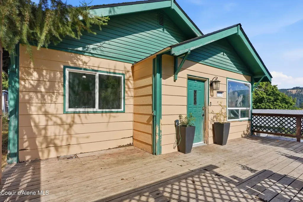 333 S 6th Street St. Maries ID 83861