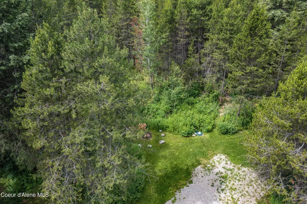 552 Outback Loop Spirit Lake ID 83869