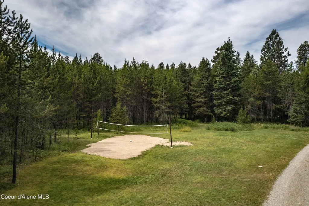 552 Outback Loop Spirit Lake ID 83869