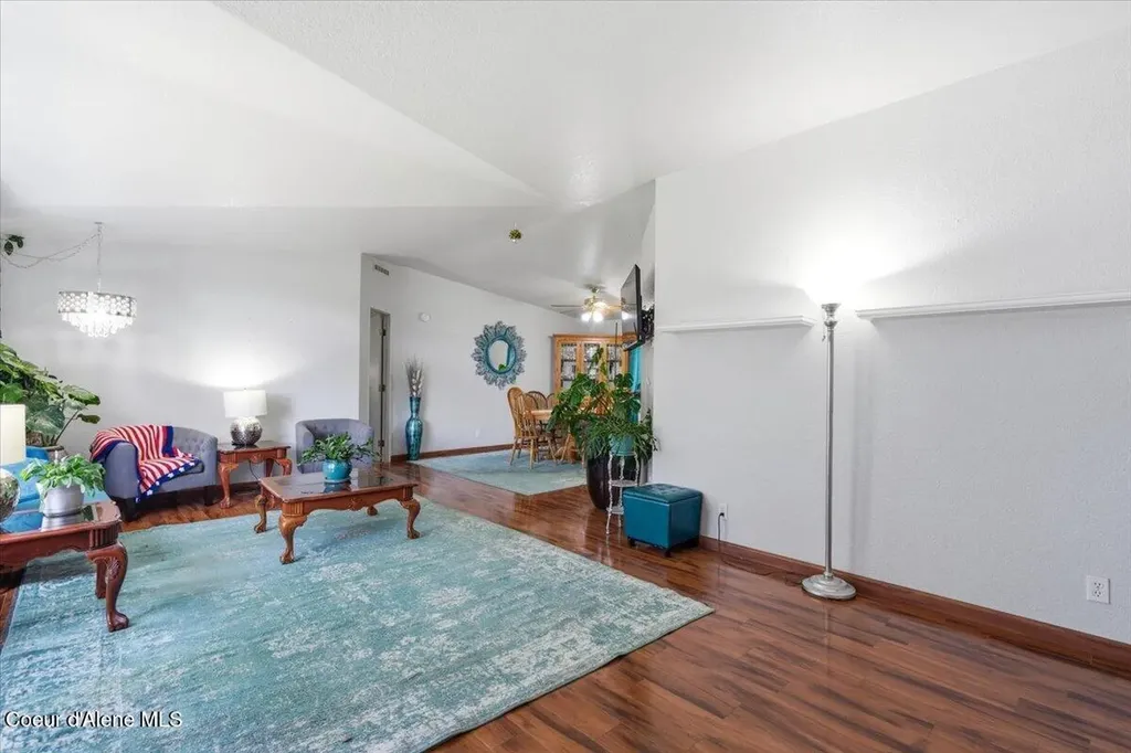 62 Sunny Road St. Maries ID 83861
