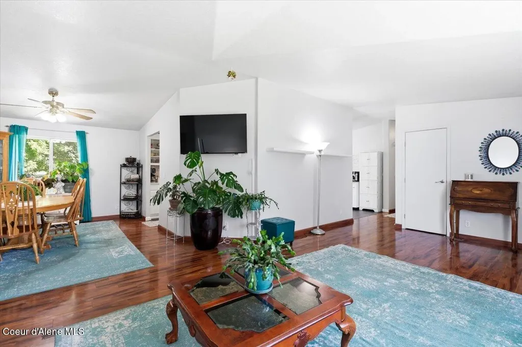 62 Sunny Road St. Maries ID 83861