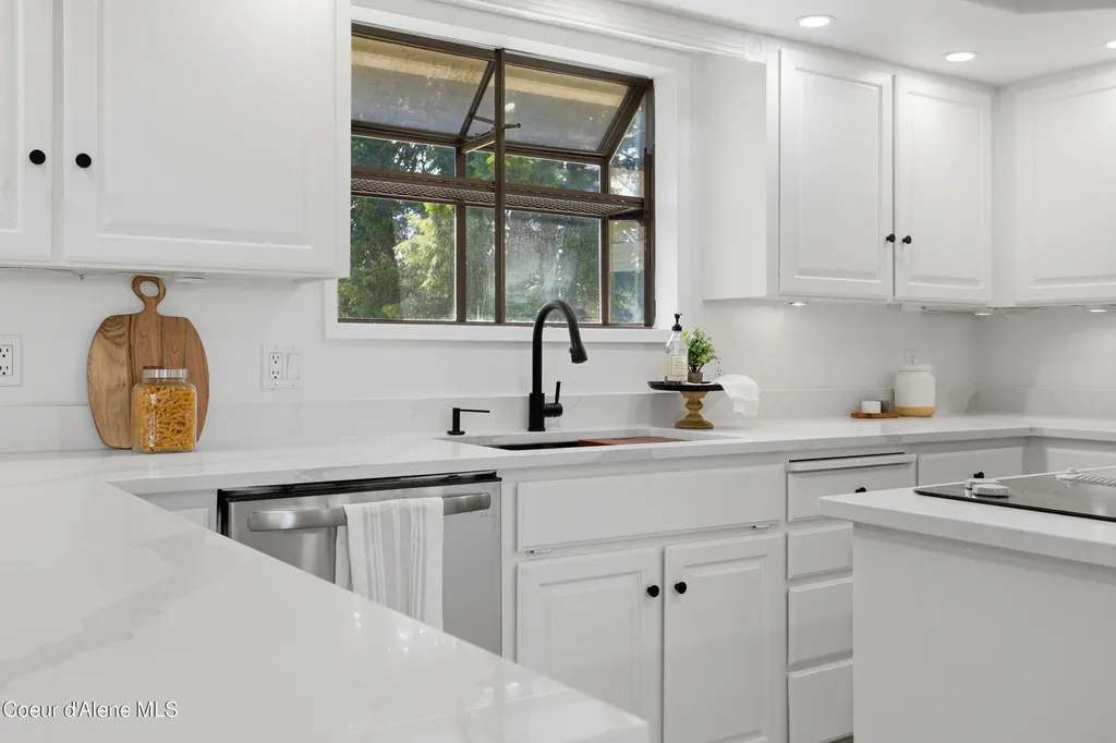 1189 N Glasgow Drive Post Falls ID 83854