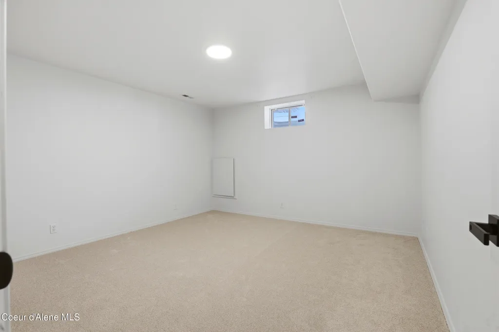 1189 N Glasgow Drive Post Falls ID 83854