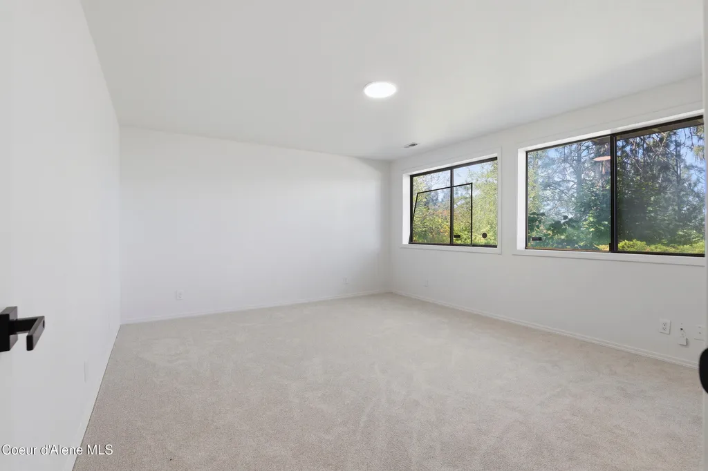 1189 N Glasgow Drive Post Falls ID 83854