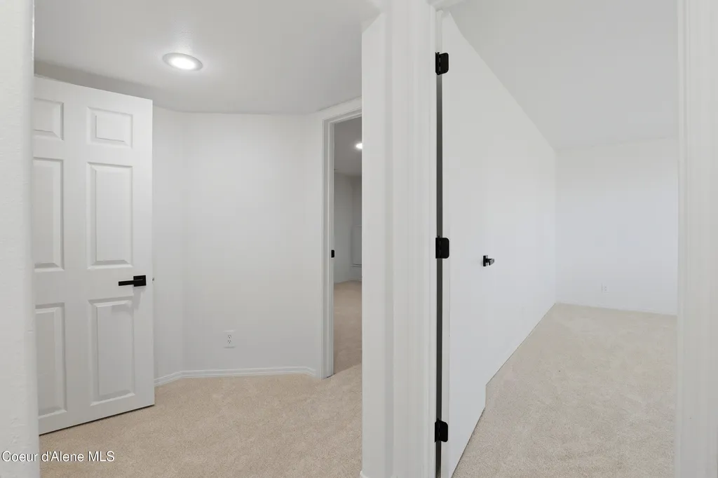 1189 N Glasgow Drive Post Falls ID 83854