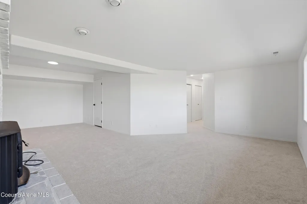1189 N Glasgow Drive Post Falls ID 83854