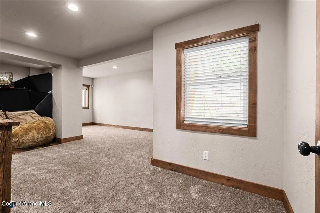 1811 S Veterans Drive Post Falls ID 83854