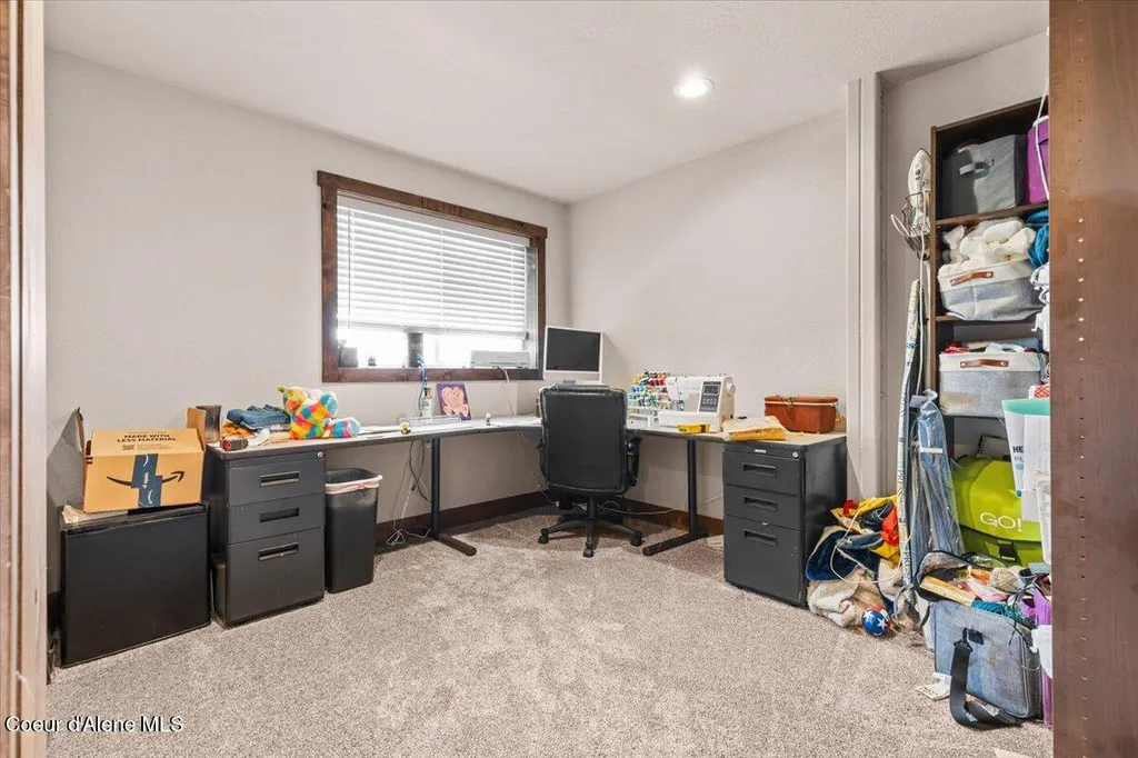 1811 S Veterans Drive Post Falls ID 83854