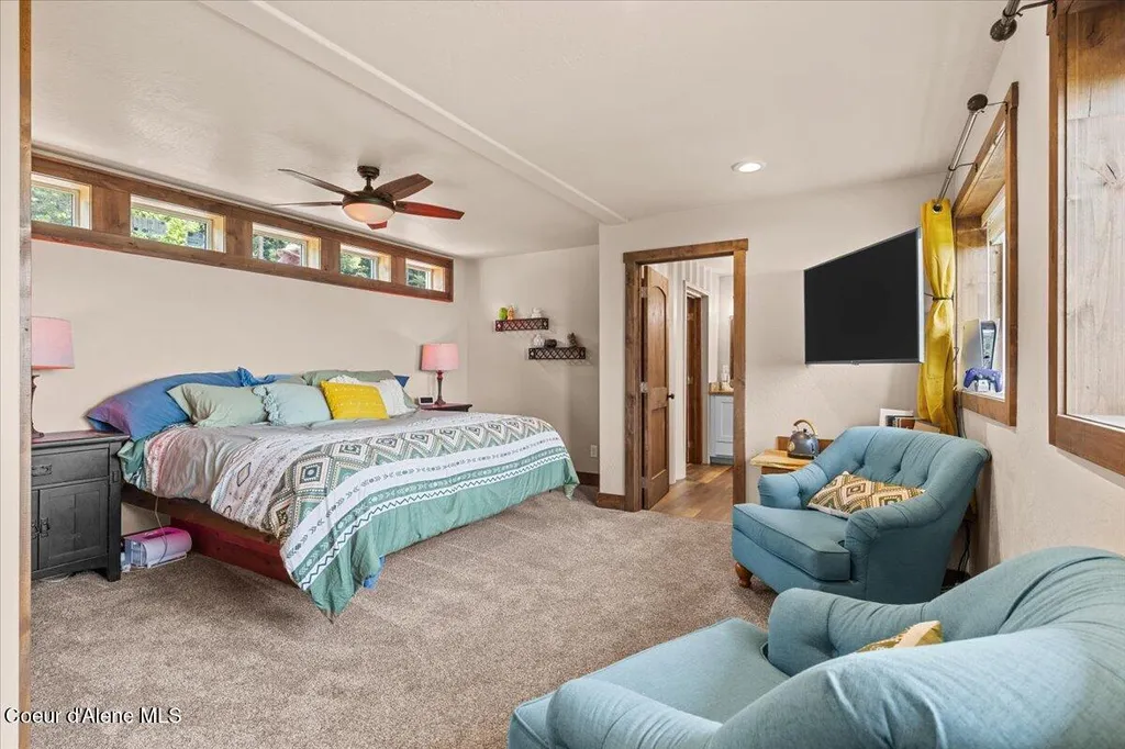 1811 S Veterans Drive Post Falls ID 83854