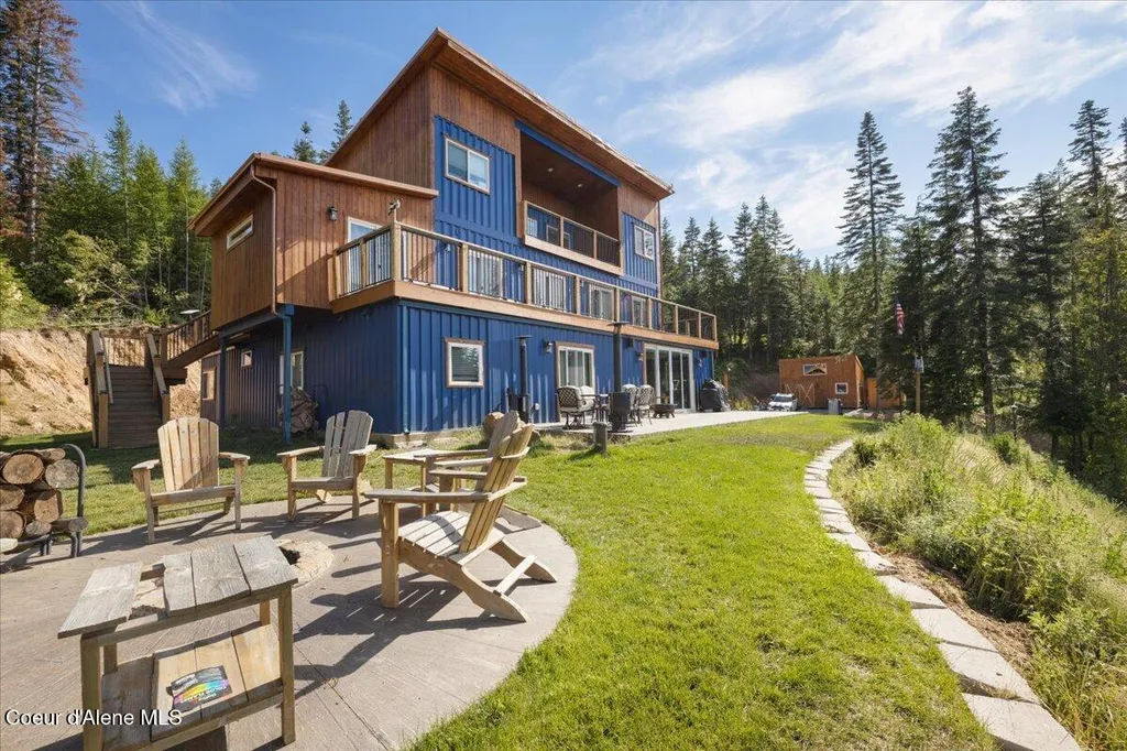 1811 S Veterans Drive Post Falls ID 83854