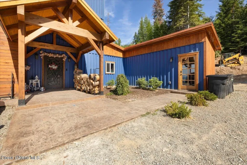 1811 S Veterans Drive Post Falls ID 83854