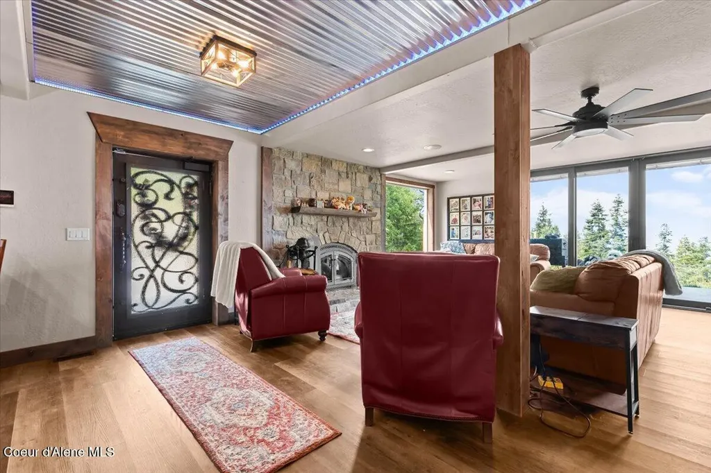1811 S Veterans Drive Post Falls ID 83854