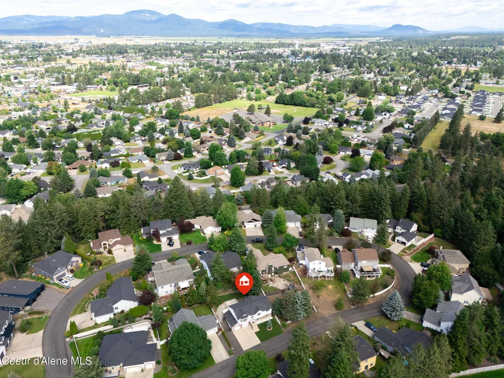 8585 N Audubon Drive Hayden ID 83835