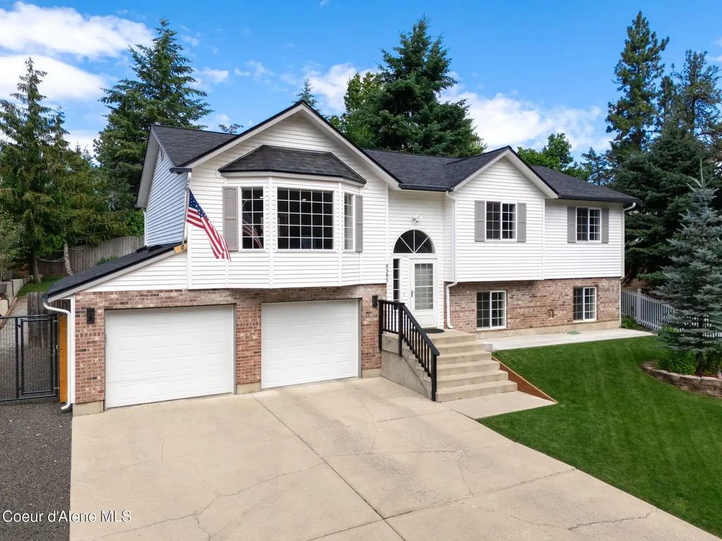 8585 N Audubon Drive Hayden ID 83835