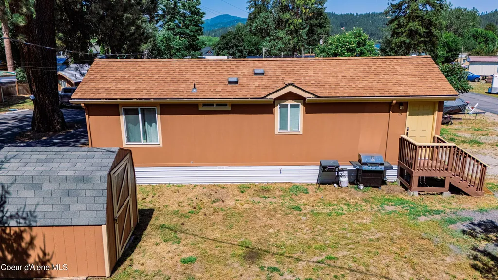 11776 N Hauser Lake Road Hauser ID 83854