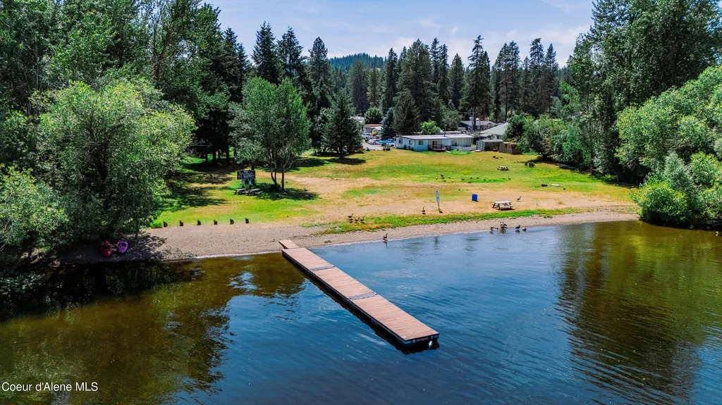 11776 N Hauser Lake Road Hauser ID 83854