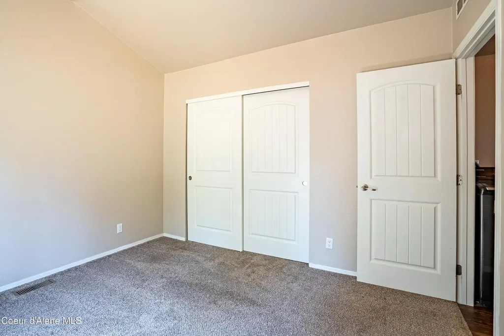 11776 N Hauser Lake Road Hauser ID 83854