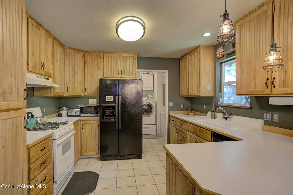 106 Hidden Forest Way Sandpoint ID 83864