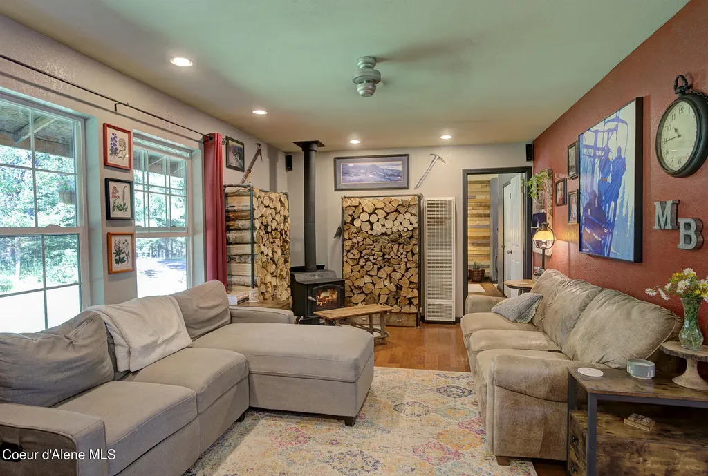 106 Hidden Forest Way Sandpoint ID 83864
