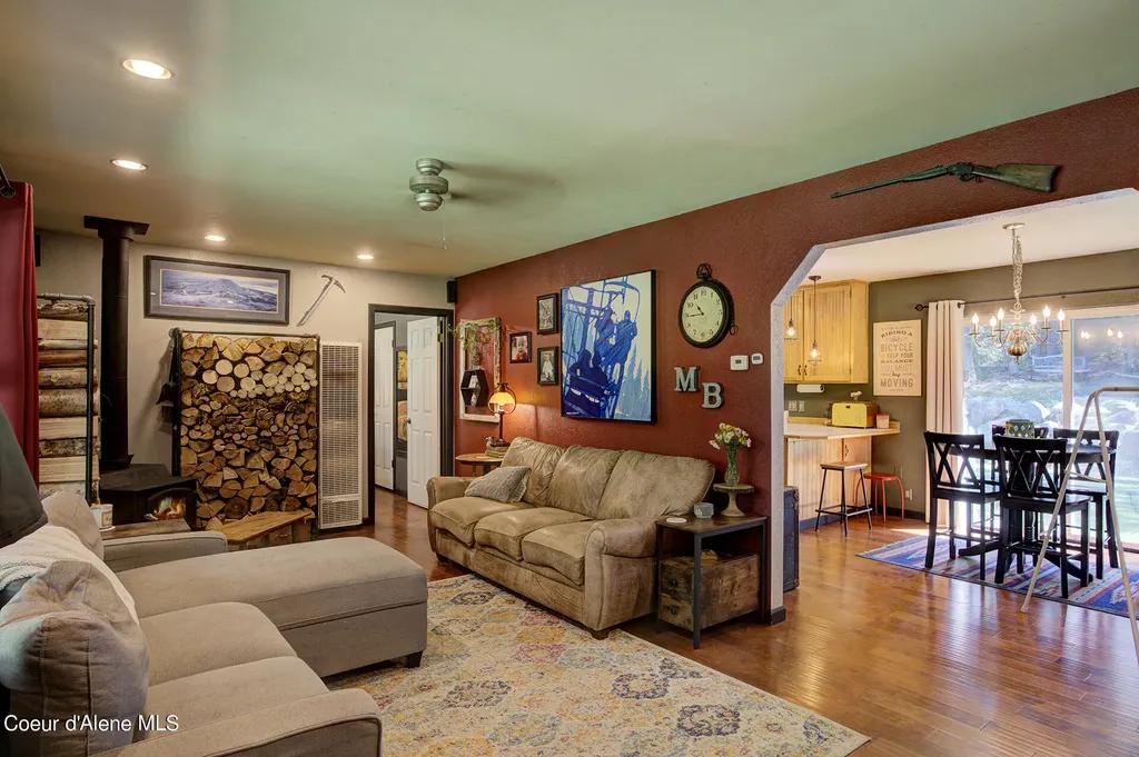 106 Hidden Forest Way Sandpoint ID 83864