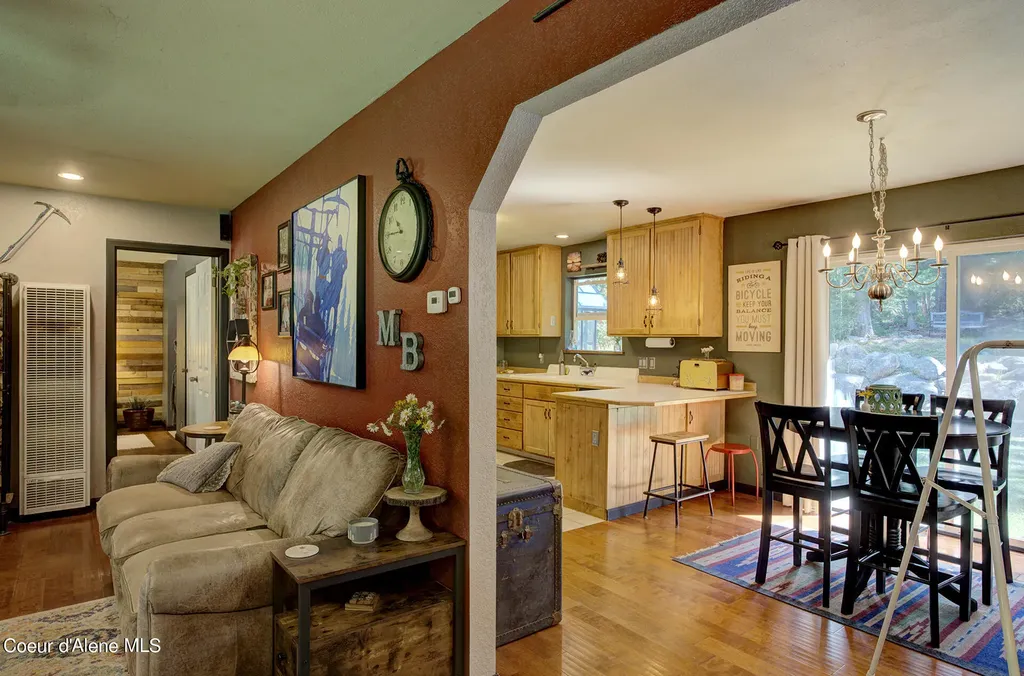 106 Hidden Forest Way Sandpoint ID 83864