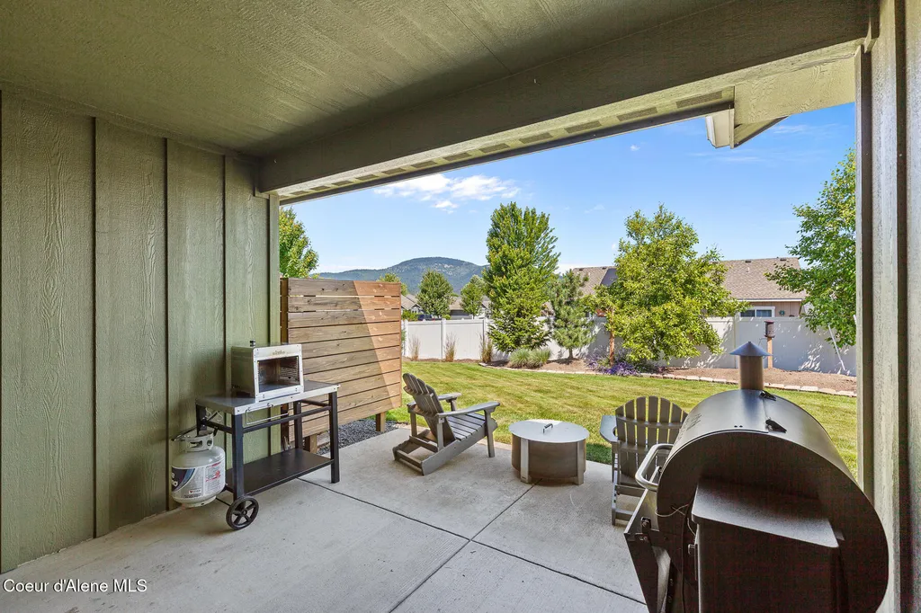 6155 W Majestic Avenue Rathdrum ID 83858