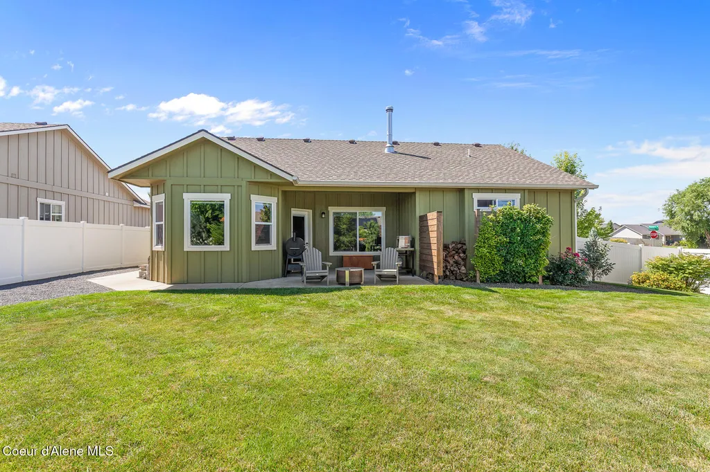 6155 W Majestic Avenue Rathdrum ID 83858