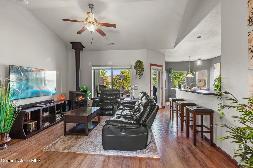 6155 W Majestic Avenue Rathdrum ID 83858