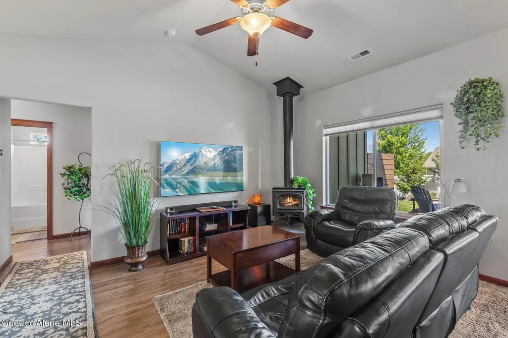 6155 W Majestic Avenue Rathdrum ID 83858