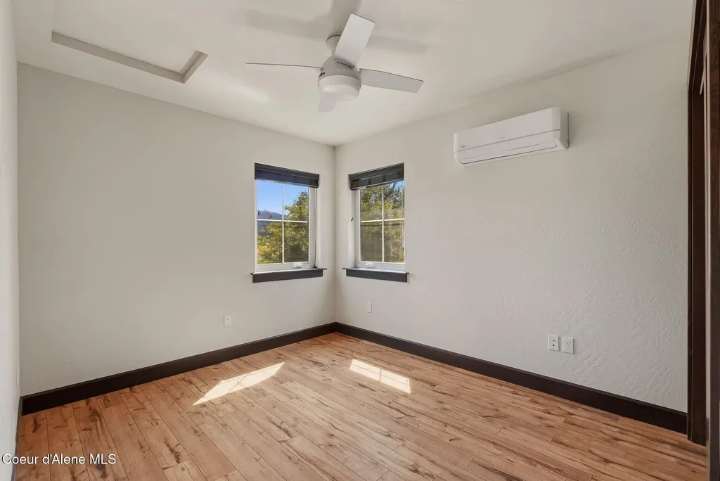 242 Pomrankey Loop Dover ID 83825