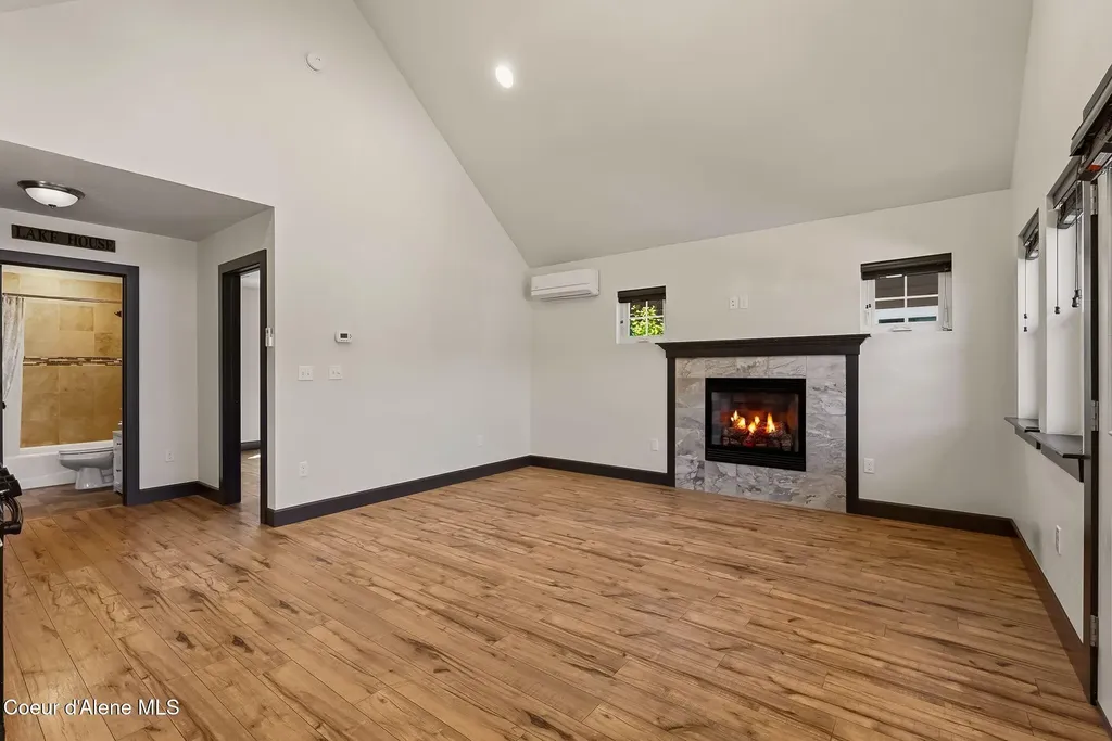 242 Pomrankey Loop Dover ID 83825
