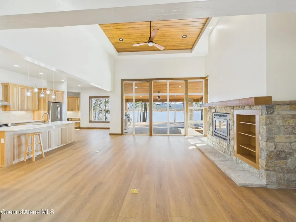 1413 E Round Lake Road St. Maries ID 83861