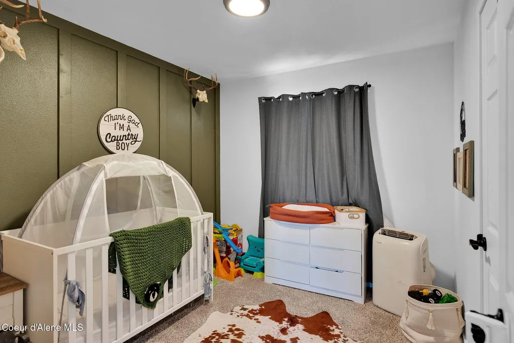 1150 N Townsend Loop Post Falls ID 83854