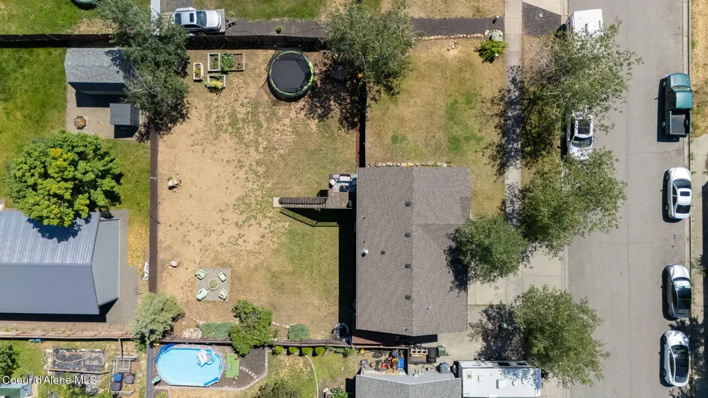 1150 N Townsend Loop Post Falls ID 83854