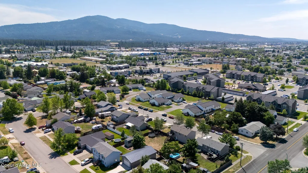 1150 N Townsend Loop Post Falls ID 83854
