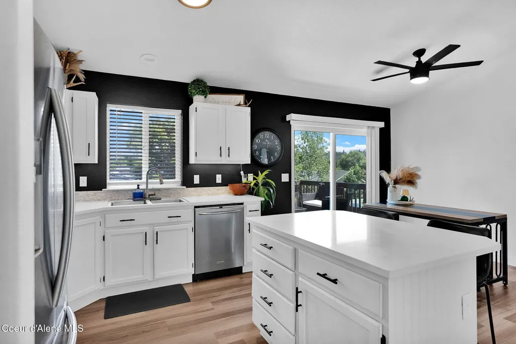 1150 N Townsend Loop Post Falls ID 83854