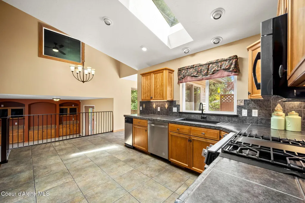 3866 N Player Drive Coeur D'alene ID 83815