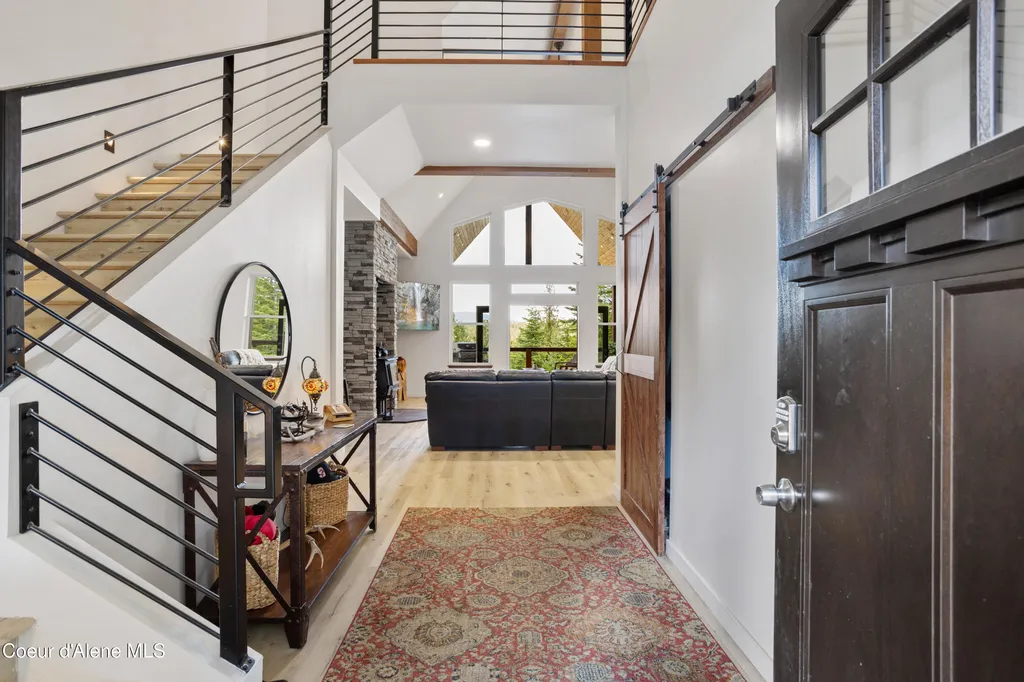 597 Kula Drive Sagle ID 83860