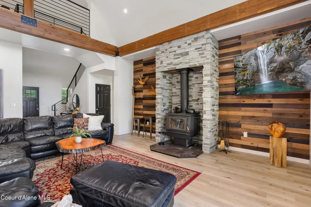 597 Kula Drive Sagle ID 83860