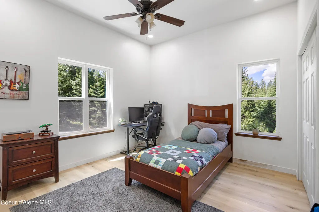 597 Kula Drive Sagle ID 83860