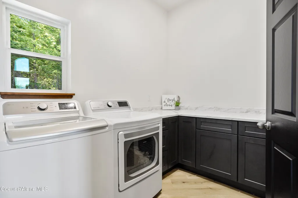 597 Kula Drive Sagle ID 83860