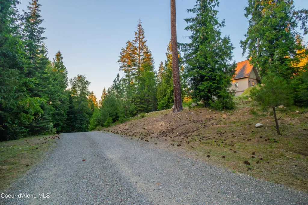 597 Kula Drive Sagle ID 83860