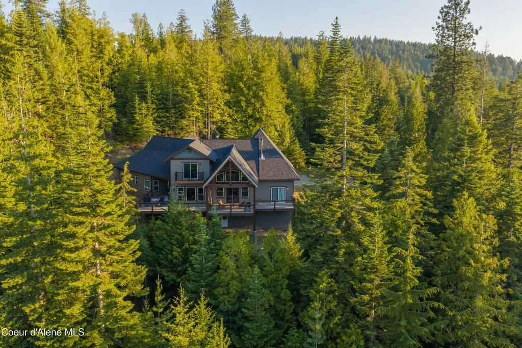 597 Kula Drive Sagle ID 83860
