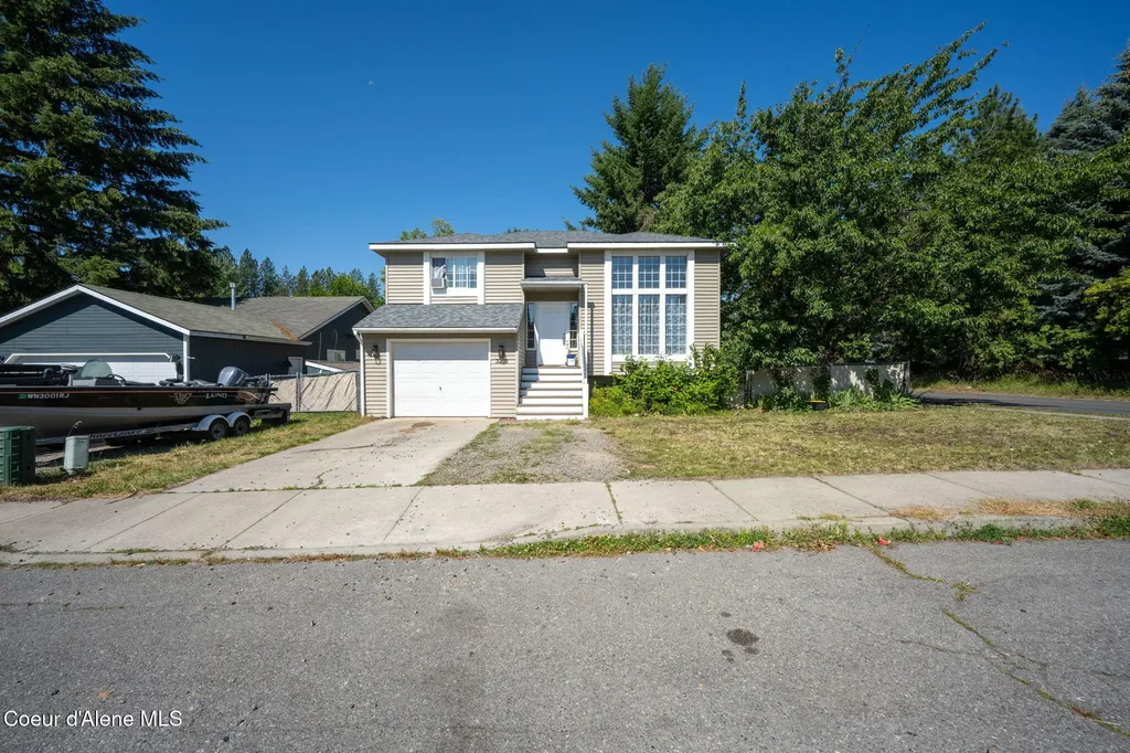 3293 N 10th Place Coeur D'alene ID 83815