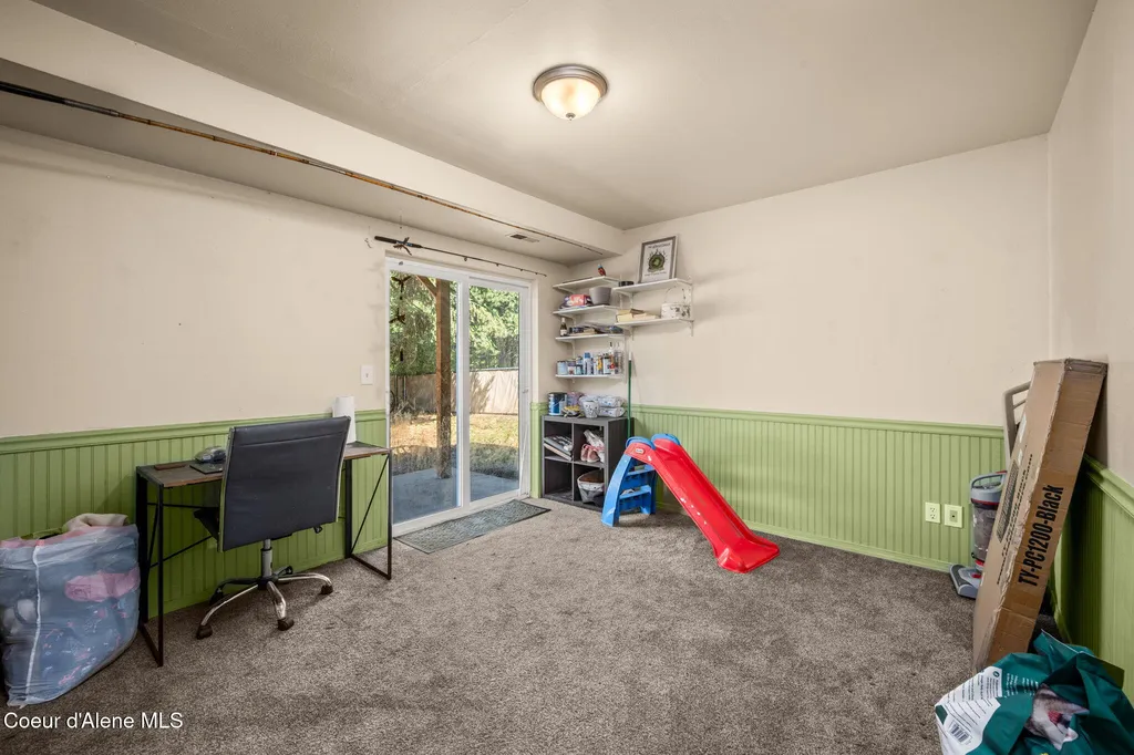 3293 N 10th Place Coeur D'alene ID 83815