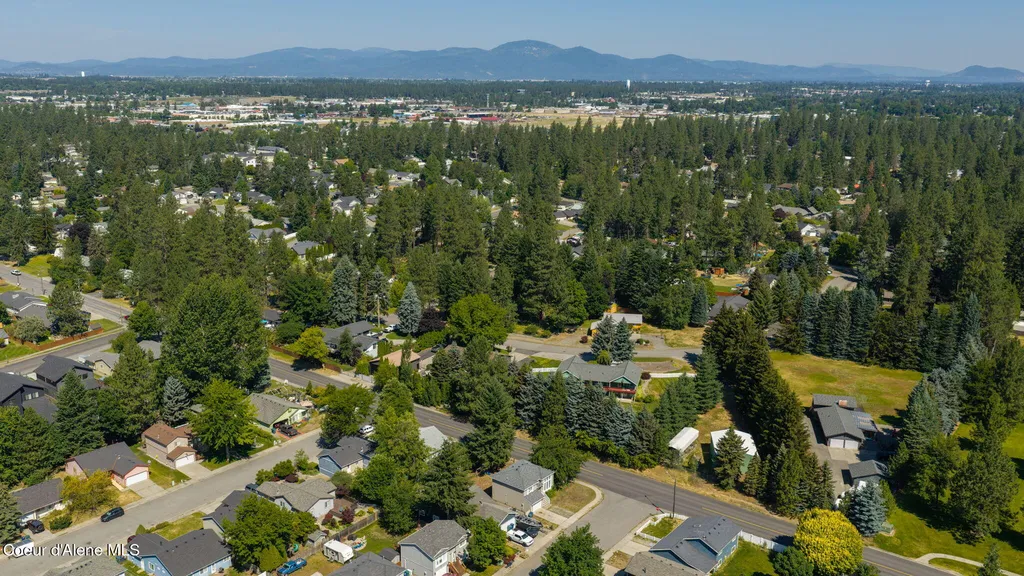 3293 N 10th Place Coeur D'alene ID 83815