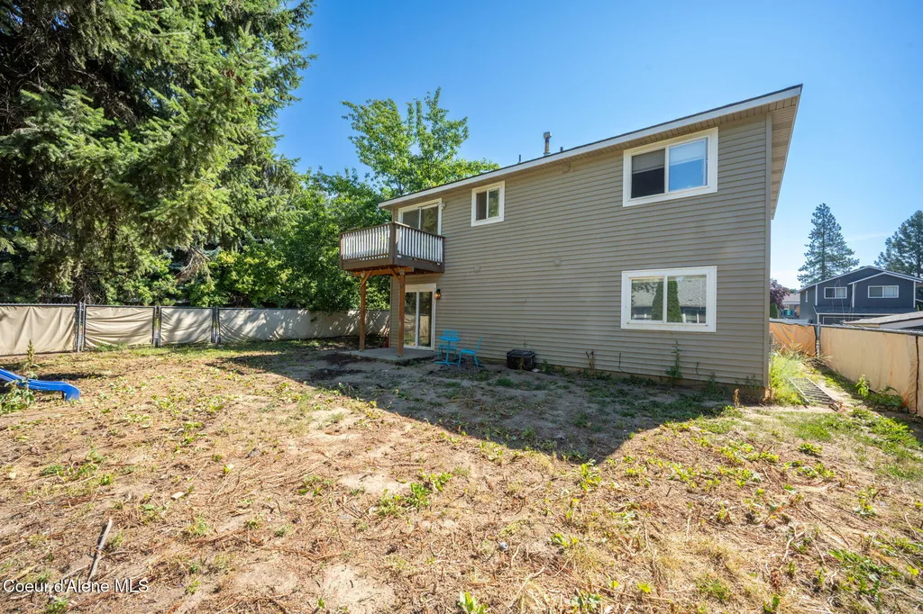 3293 N 10th Place Coeur D'alene ID 83815